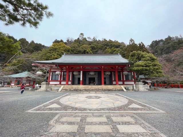 鞍馬寺のパワースポット：三角を踏まない理由と効果